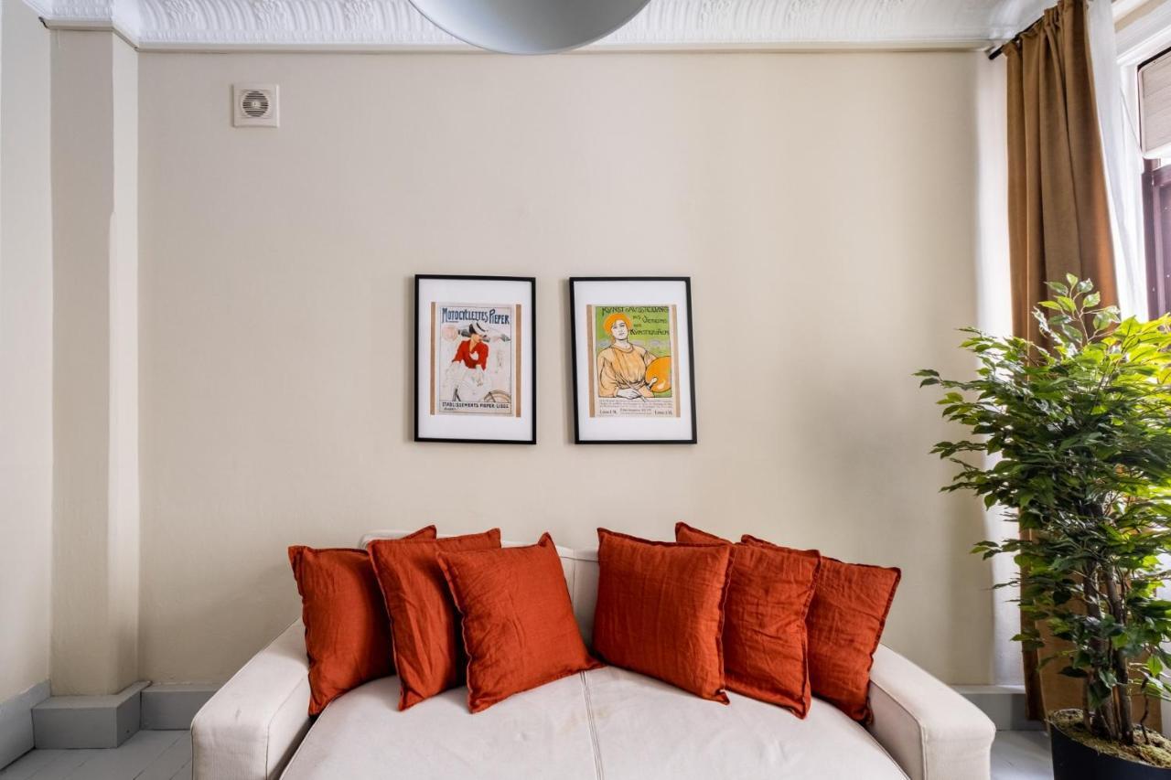 Modern Flat With Central Location In Beyoglu Appartement Istanboel Buitenkant foto